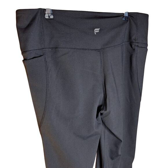 Fabletics NEW XL Pureluxe High-waisted crossover flare yoga pants black pocketed - Picture 4 of 5